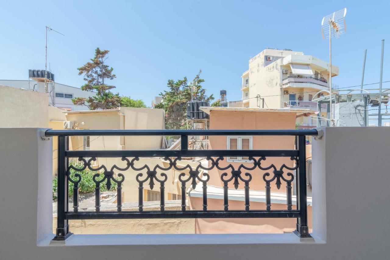 Comfortable Flat In The Heart Of The Old Town Heraklion  Bagian luar foto